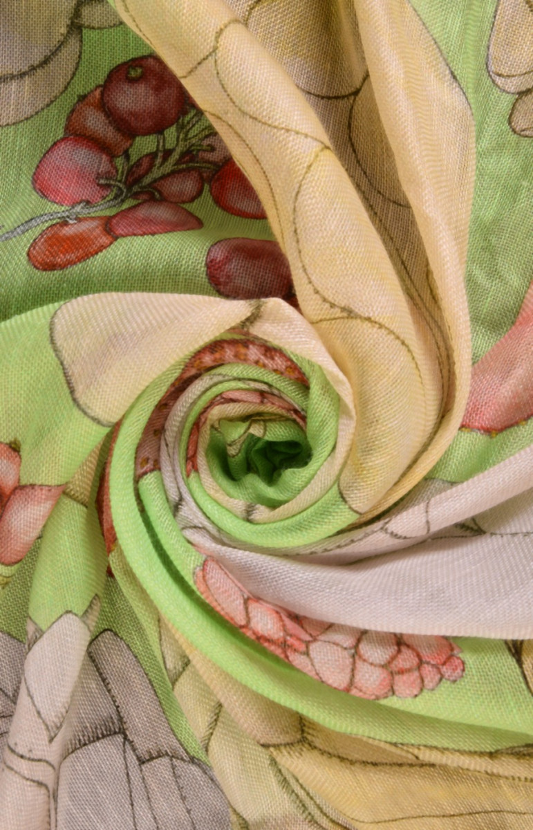 Linen with fruit COUPON 130 cm