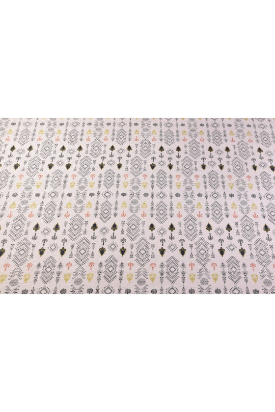 Printed batiste with Aztec patterns COUPON 170cm
