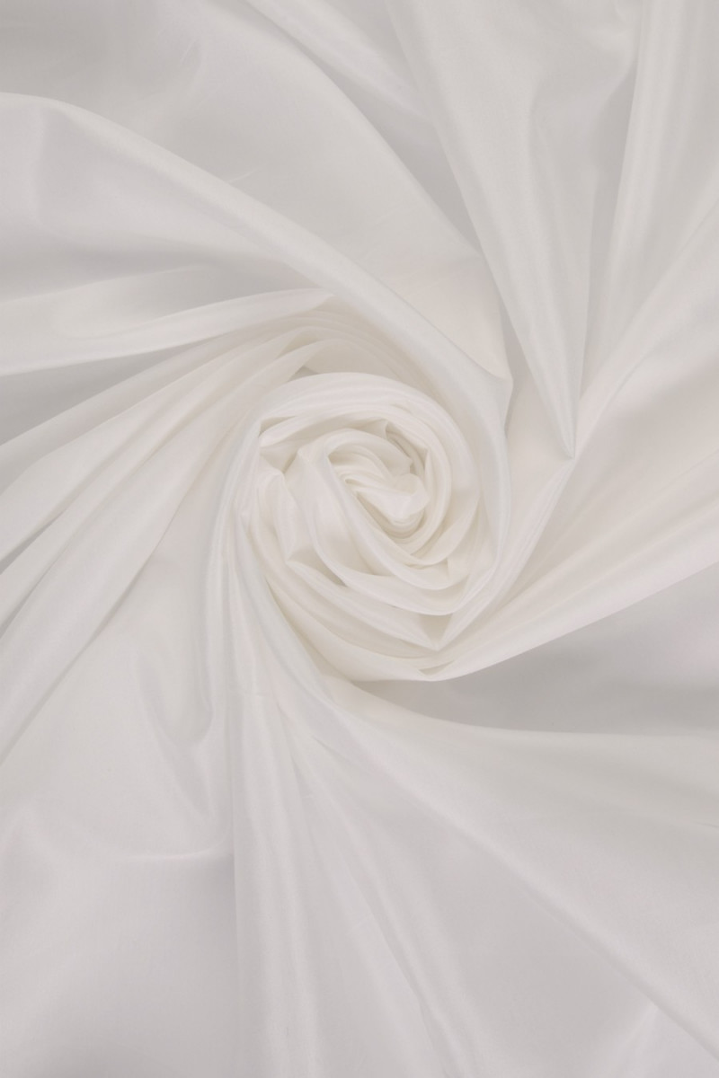 Batiste crème en soie-viscose KUPON 100 cm