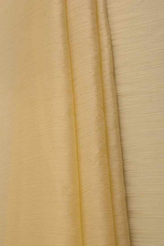 Batiste cruzado amarillo claro