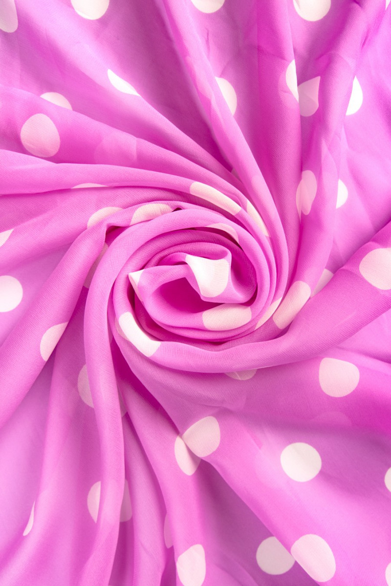 Sifon de mătase, buline albe și roz