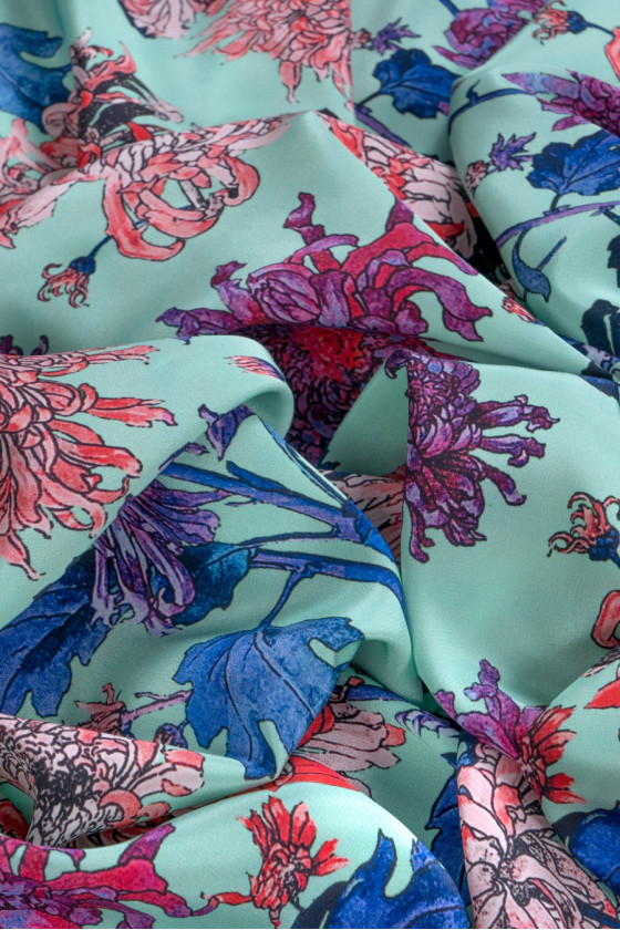 Selyem krepp aláírt virágok