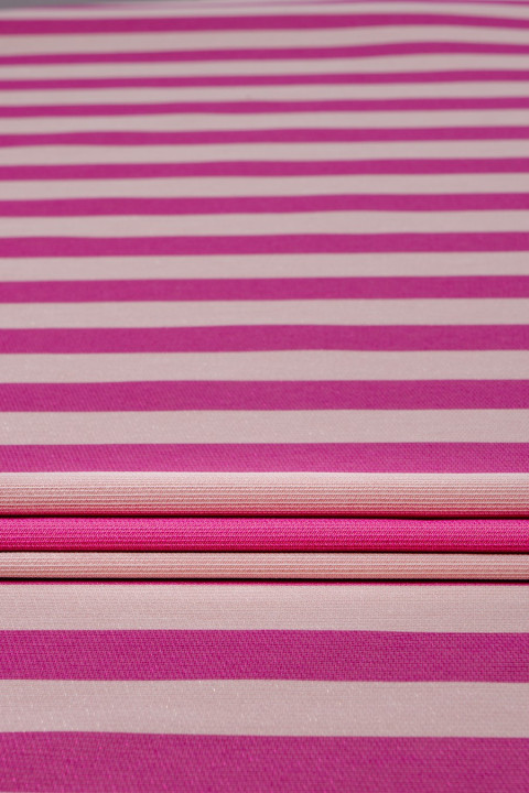 Gestreepte jacquard
