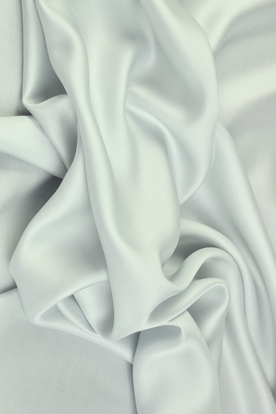 Viscose with silk light grey