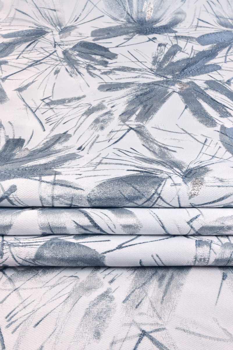 Jacquard with large flowers COUPONS