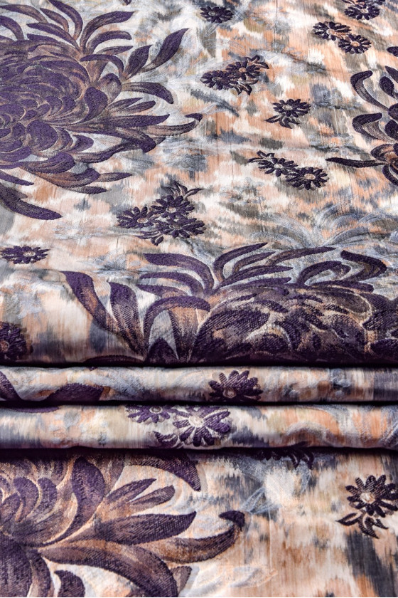 Jacquard with flowers COUPON 150cm