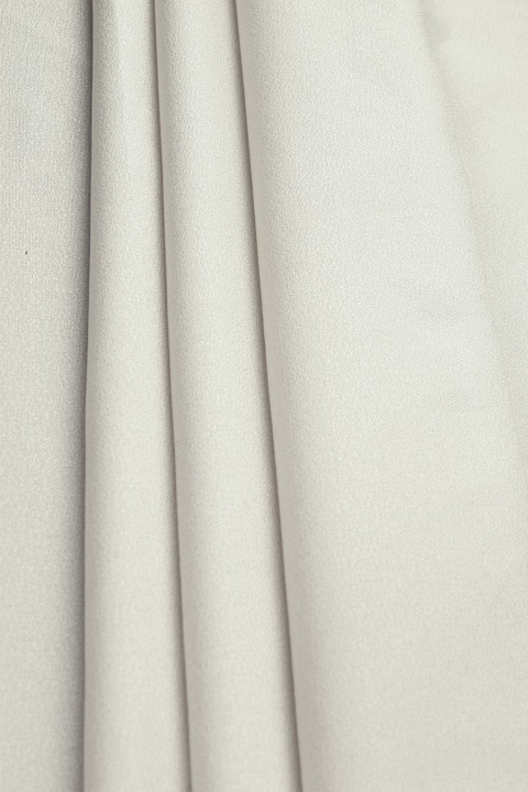Tissu de soie gris