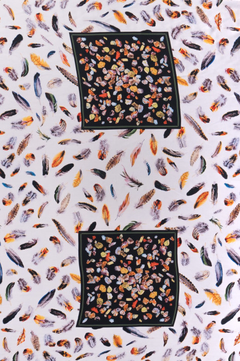 Silk fabric with feathers COUPON 70cm