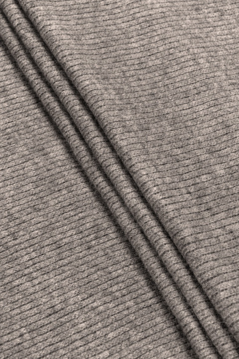 Knitted sweater gray-beige