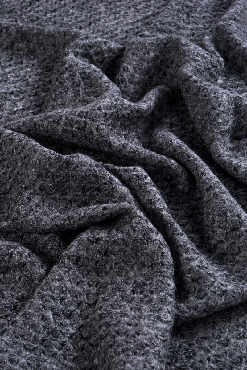 Pull ajouré en maille grise