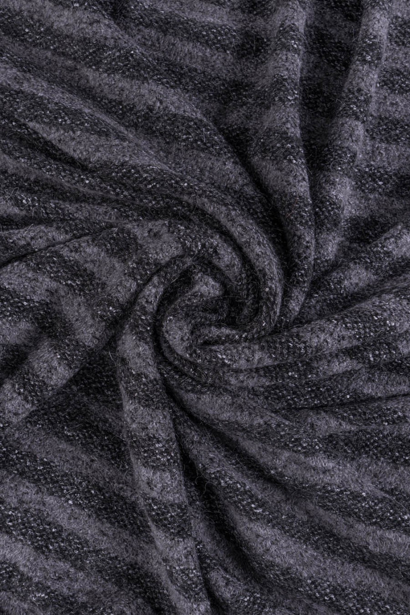 Striped sweater knitted fabric COUPON 90cm