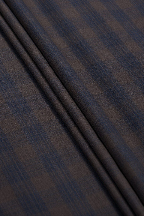 Plaid costume wool