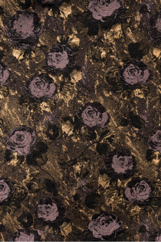 Jacquard selyemmel rózsákkal