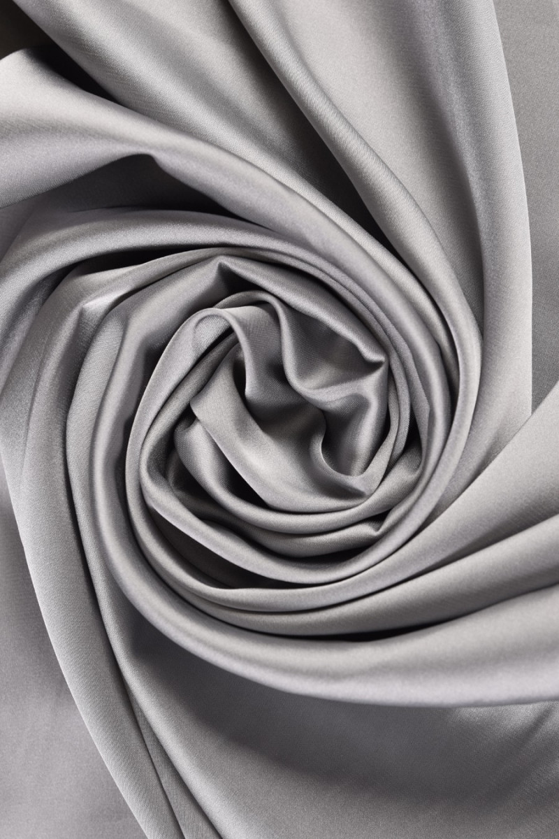 Polyester satin gram. 140 -assorted colours