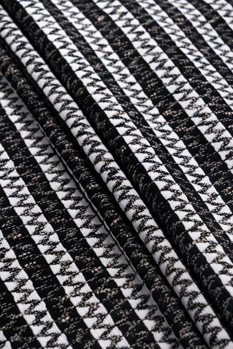 Chanel stof hvide og sorte zigzags