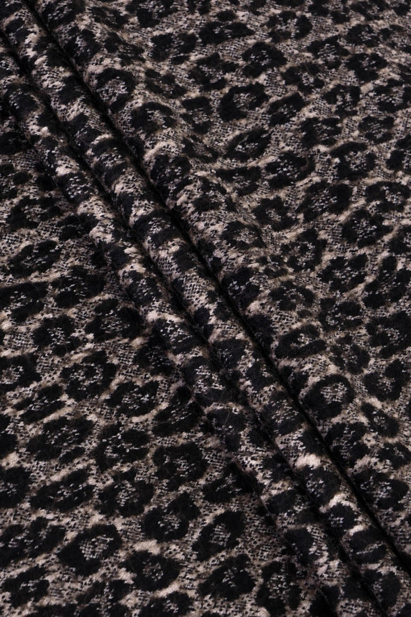 Wool fabric with leopard print