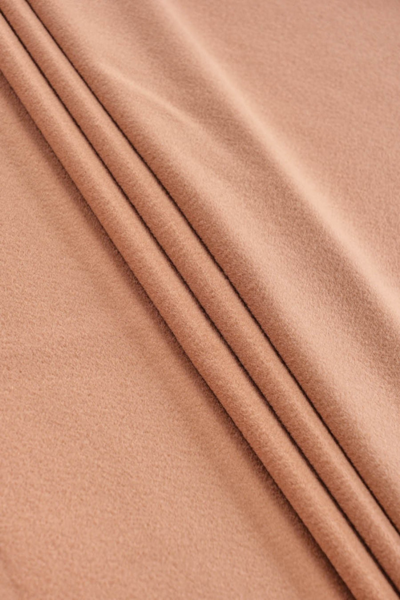 Пальто шерсть персиково-бежевого кольору