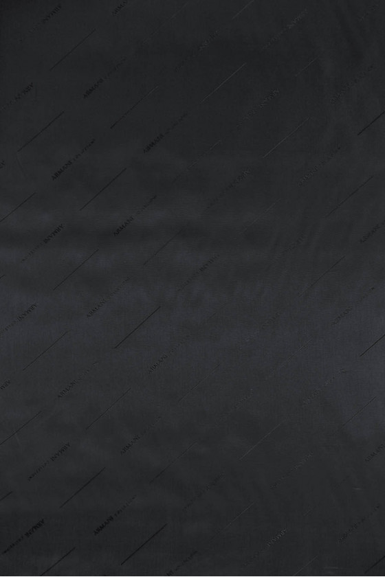 Signature lining: two-tone graphite/black