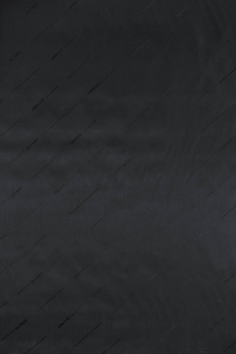 Signature lining: two-tone graphite/black