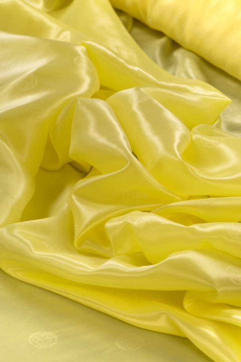 Yellow signature lining
