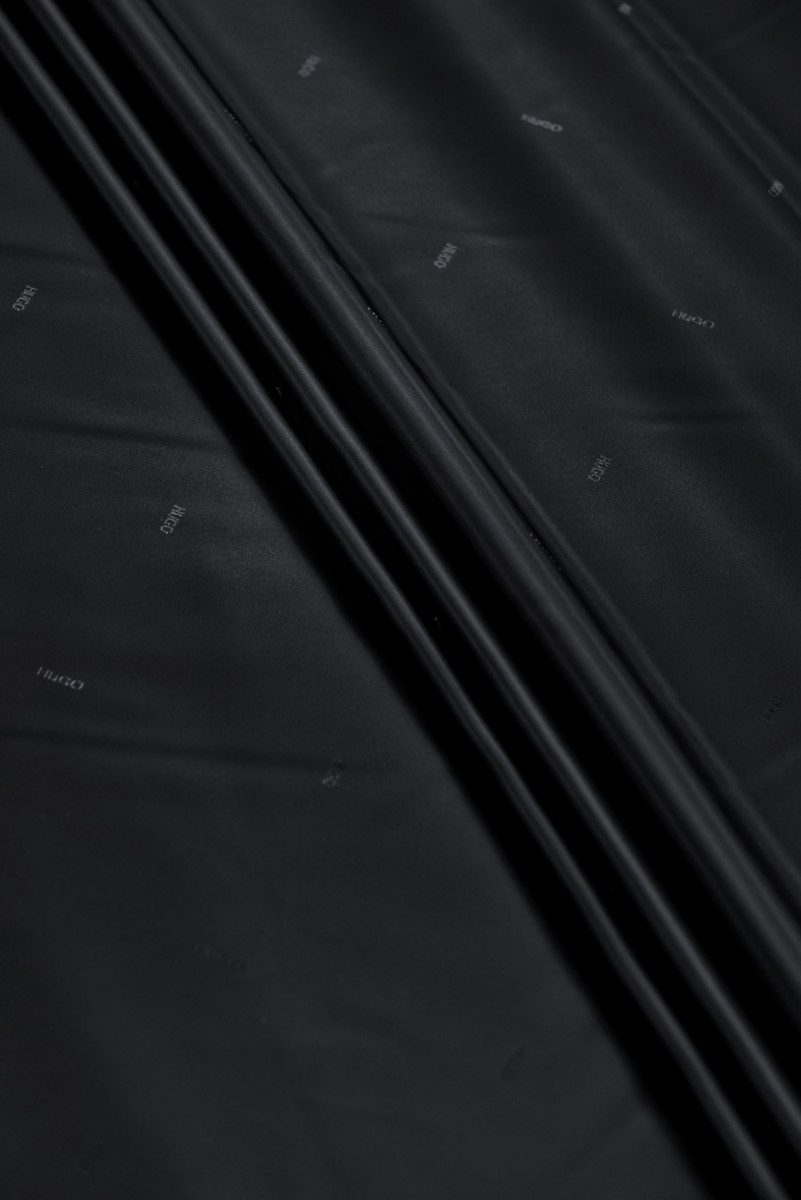 Forro característico en azul marino/negro KUPON 80cm