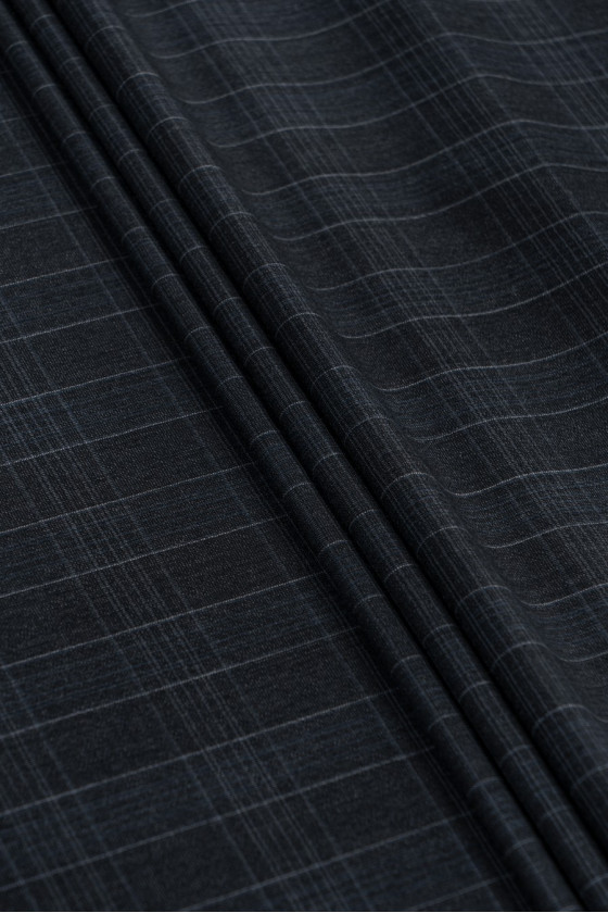 Wełna kostiumowa w kratę...