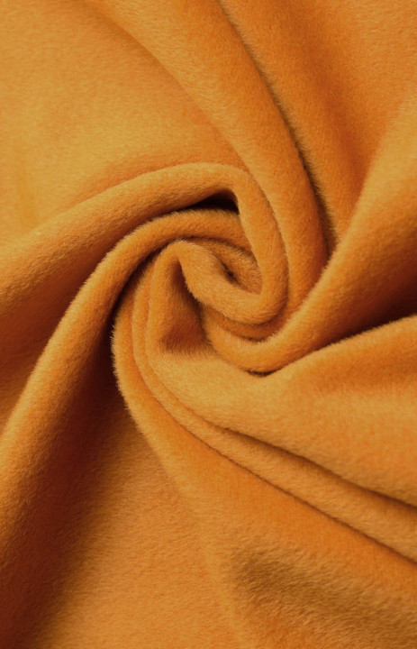 Coat wool with honey mohair