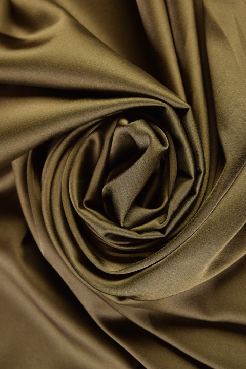 Stabilus šilko satinas – įvairių spalvų