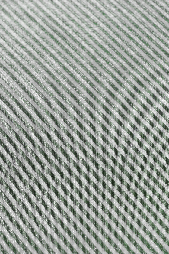 Țesătură tricotată cu dungă subțire lurex