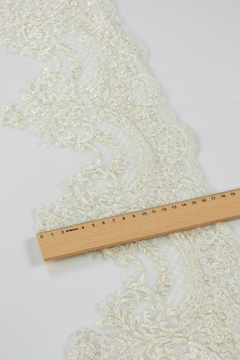 Nėrinių juosta su ecru karoliukais KUPONAS 170 cm