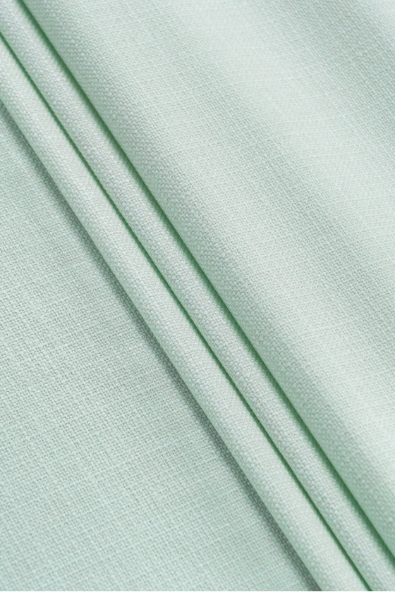 Wełna sukienkowa o splocie lnianym pistacjowa KUPON 180cm