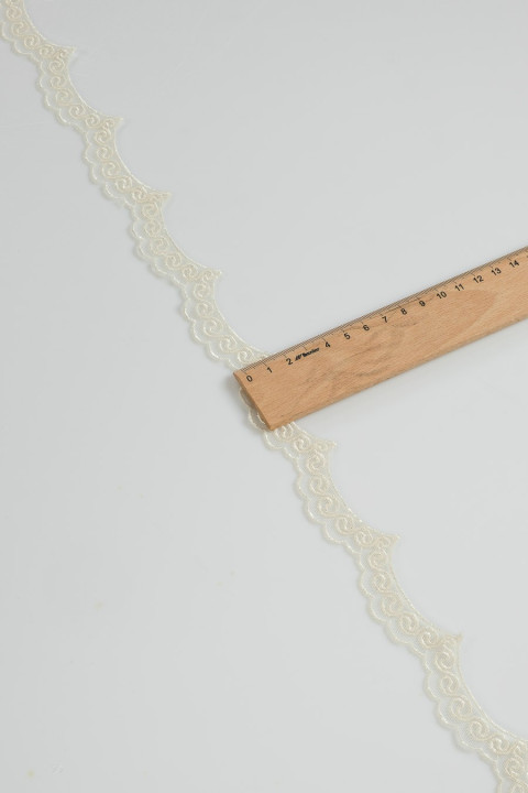 Lace tape narrow ecru