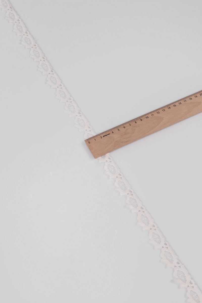 Guipure galantērijas līmlente