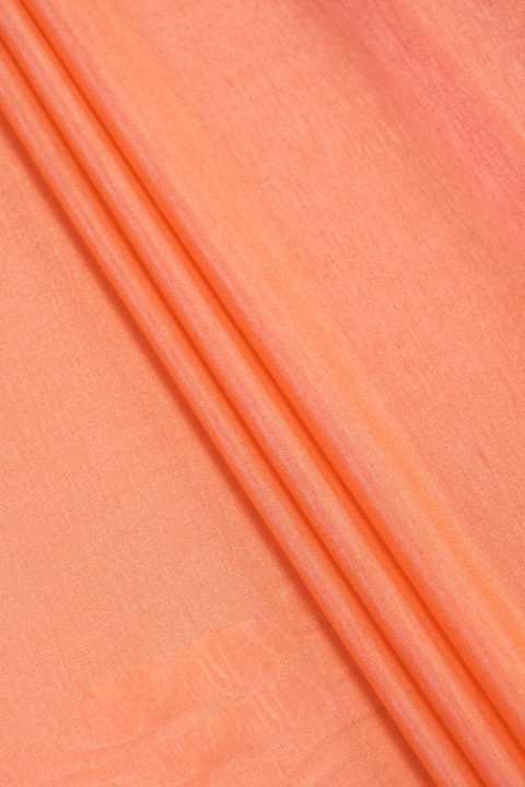 Thin knitted viscose coral