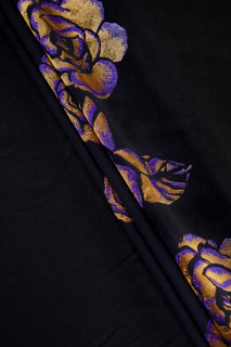 Must jacquard lillekupongiga