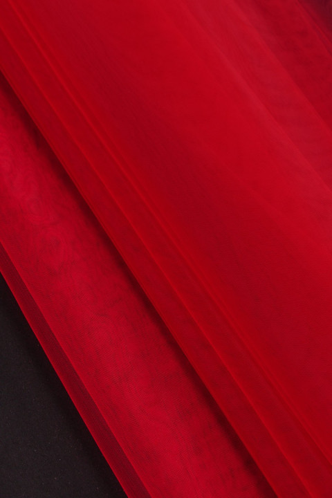 Soft raspberry tulle wide 280 cm