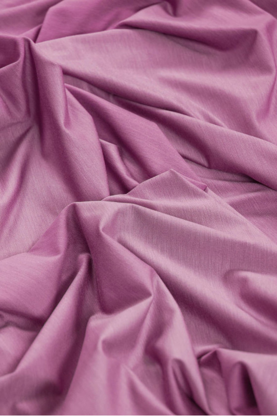 Tessuto a maglia di viscosa rosa-viola