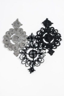 Aplikacja szaro-srebrna serce