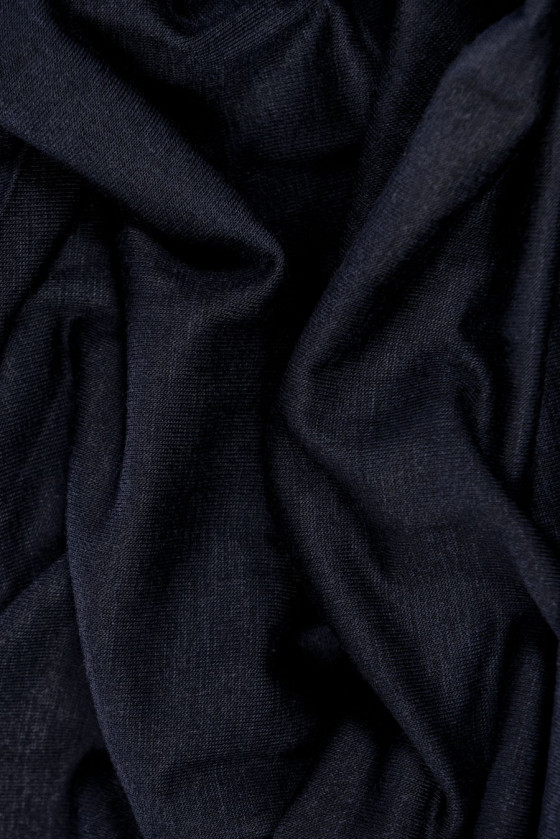 Knit viscose dark pomegranate