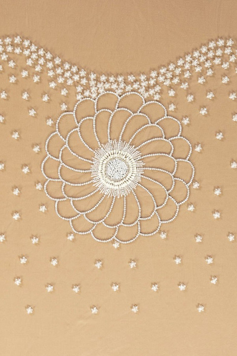 Application - corset with a large flower