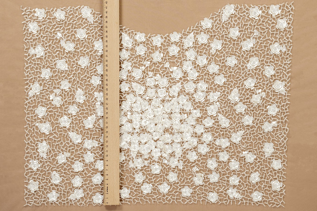 Application - corset with flowers