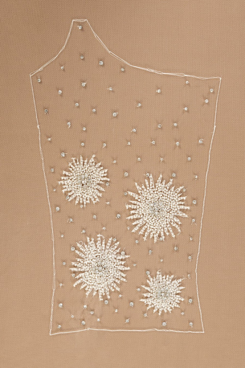 Aplicatie de nunta - bluza cu flori