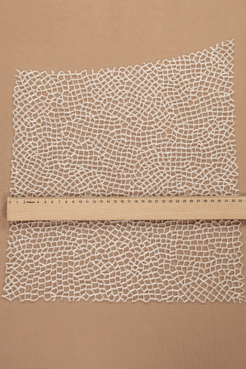 Korset applicatie - kralen mesh