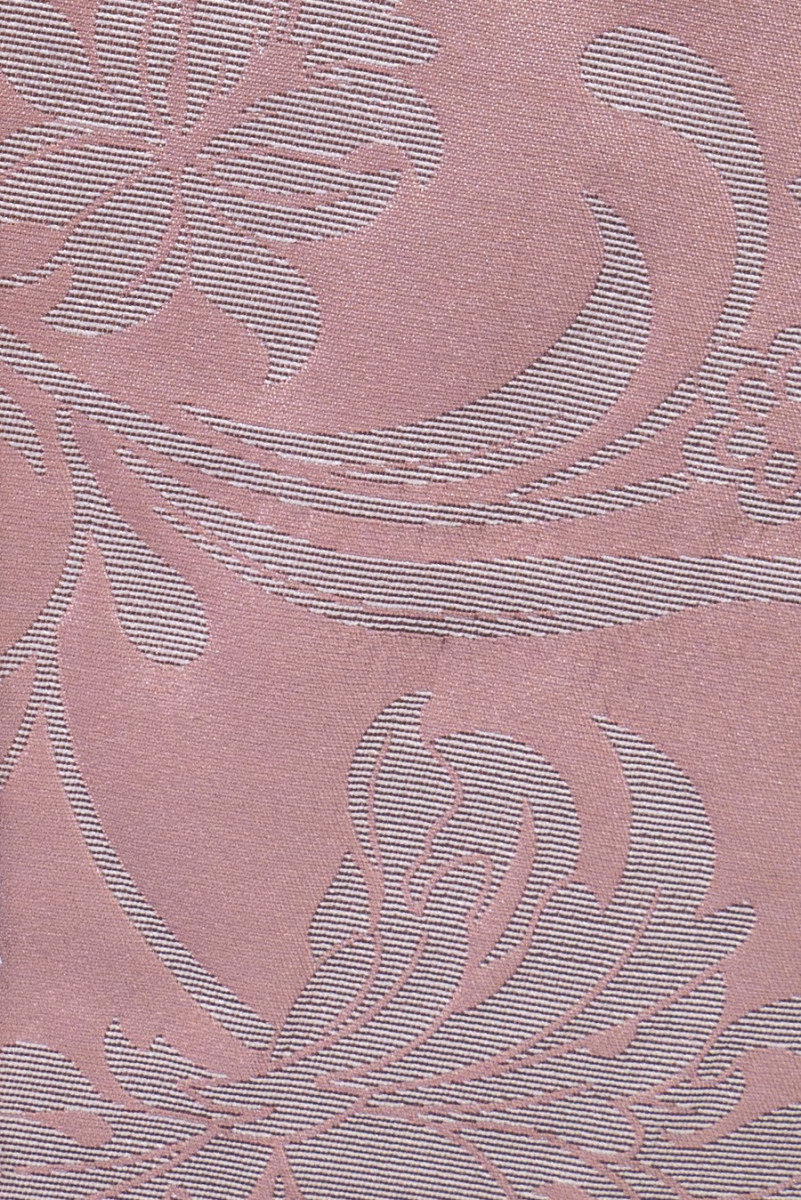 Roze jacquard met bloemen