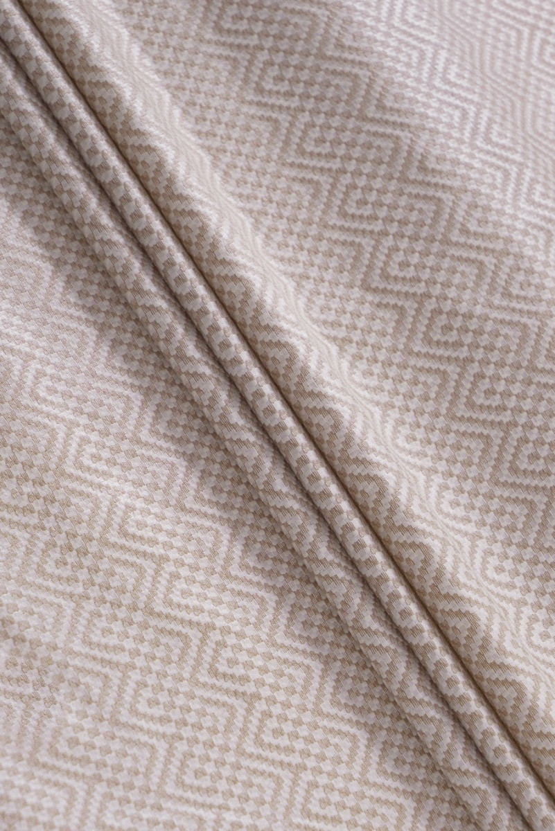 Jacquard fabric in zigzags