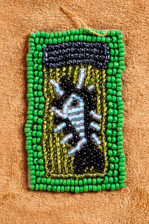 Application of beads on the skin