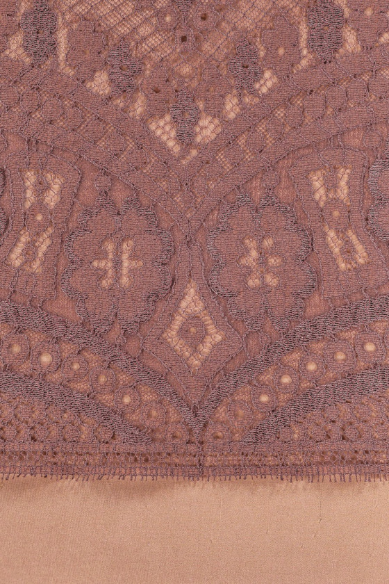 Úzka čipka svetlá bordová