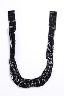 Application de latex clouté