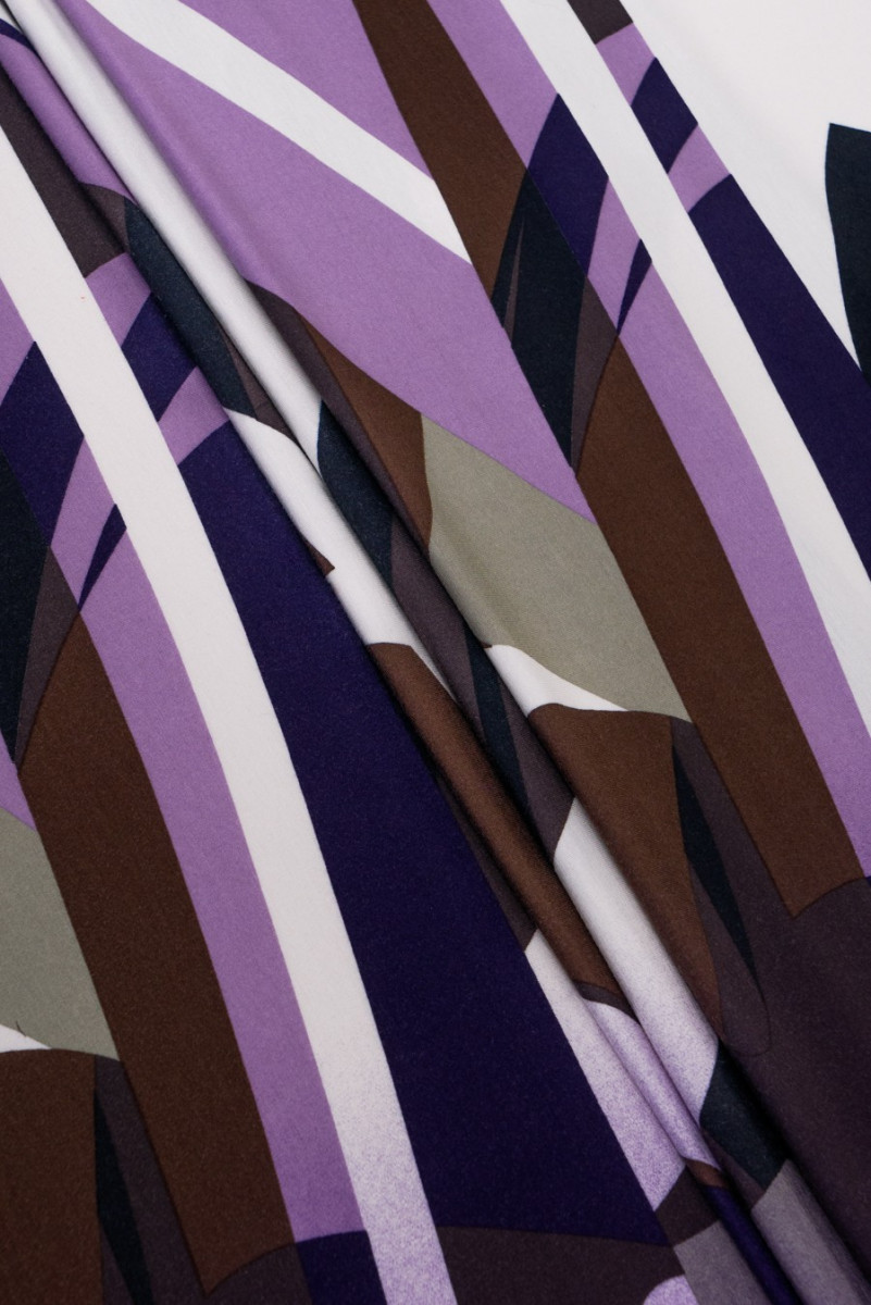 Tissu tricoté en viscose à motifs géométriques