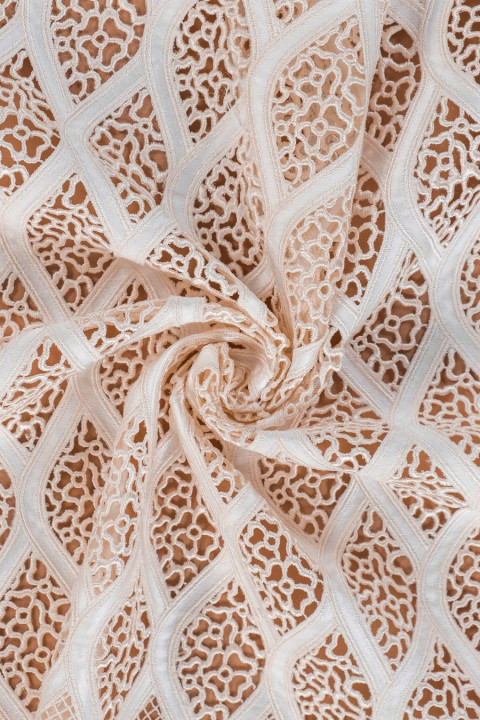 Encaje de guipur - crudo estrecho